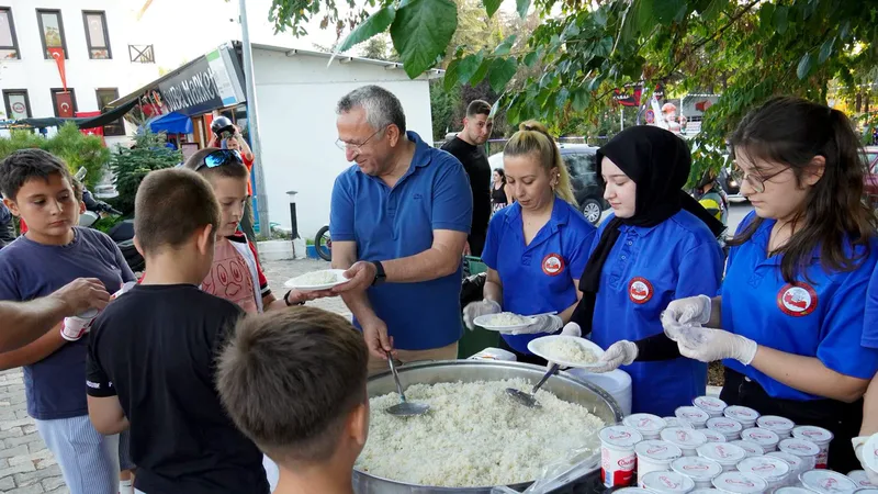 Susurluk Belediyesi'nin geleneksel olarak düzenlediği 37. Ayran Festivali, 30 Ağustos