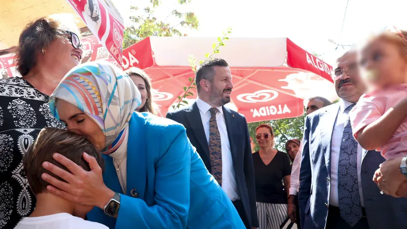 Aile ve Sosyal Hizmetler Bakanı Mahinur Özdemir Göktaş, Balıkesir'in Marmara