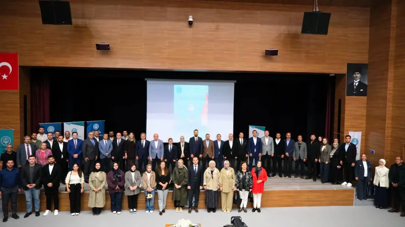 Balıkesir Üniversitesi Hukuk Fakültesi'nin 2026-2027 akademik yılı açılış dersinde konuşan