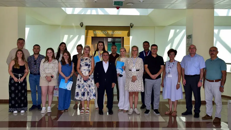 Balıkesir Üniversitesi, 6 Avrupa ülkesinden 13 uluslararası katılımcıyı ağırladığı Erasmus