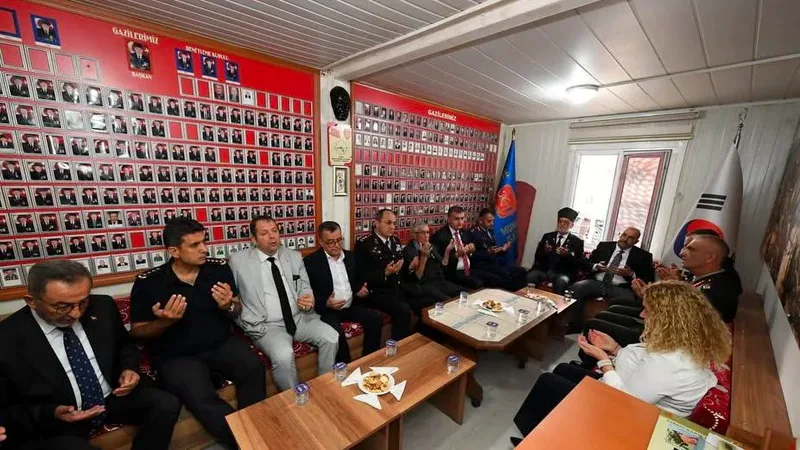 19 Eylül Gaziler Günü dolayısıyla Balıkesir Valisi İsmail Ustaoğlu, kentteki