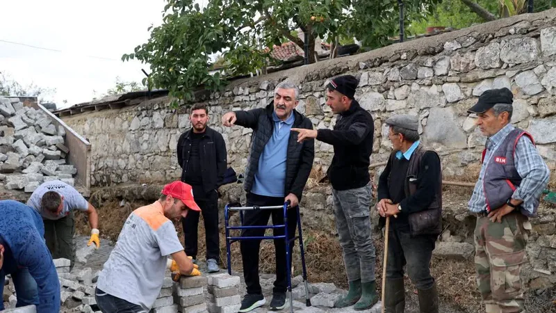 Ameliyat sonrası dinlenme sürecini tamamlayan Balya Belediye Başkanı Orhan Gaga,