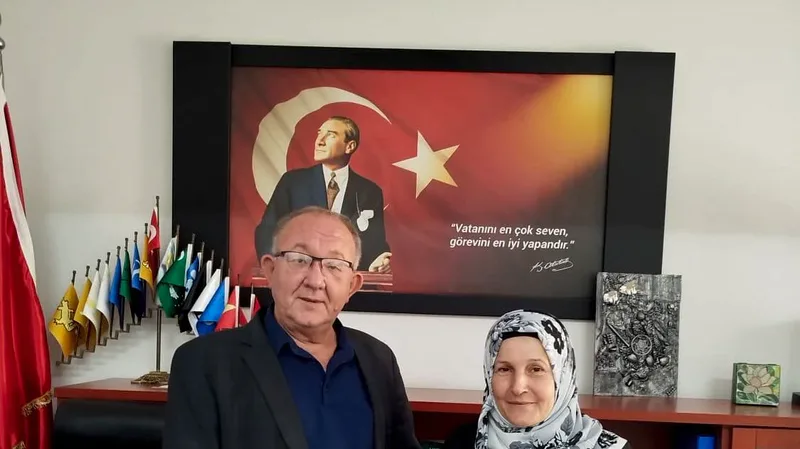 Bandırma'da özel birey annesi Nezahat Örek, İZGE Derneği bünyesinde 7