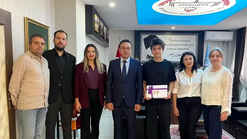 Bandırma'da eğitim gören Mehmet Kaan Subaşı, Mimar Sinan Güzel Sanatlar