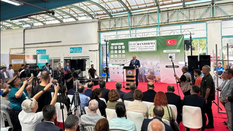 Bandırma Belediyesi öncülüğünde düzenlenen 2. Bandırma Tarım, Hayvancılık ve Ekipmanları