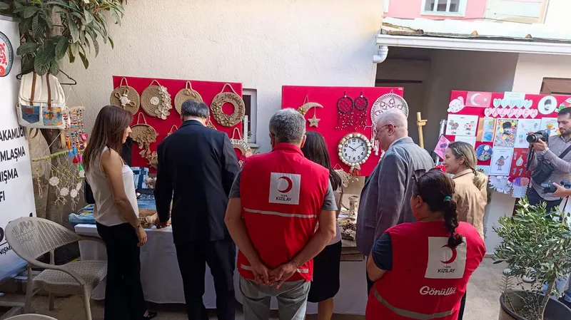 Edremit Sosyal Dayanışma Merkezi (SODAM) dönem sonu kermesi, ilçe protokolü