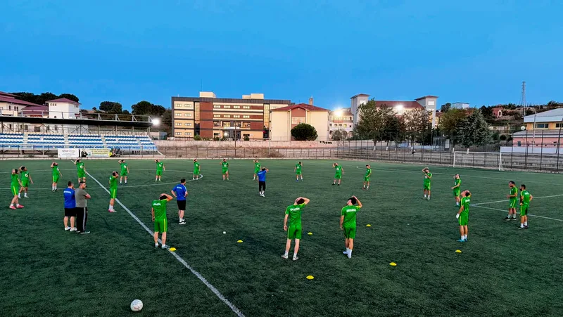 İvrindi Belediyespor, yeni sezon açılışını Belediye Başkanı Önder Lapanta ve