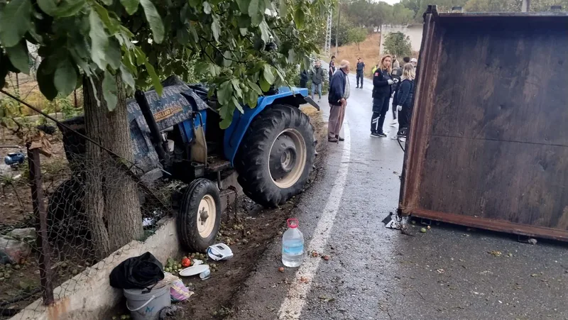 İvrindi ilçesine bağlı Karaçepiş Mahallesi'nde yağmurlu havada kontrolden çıkan traktör,
