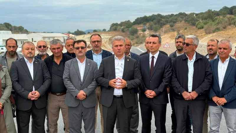 AK Parti Balıkesir Milletvekili Dr. Mustafa Canbey, İvrindi–Korucu yolundaki şantiye