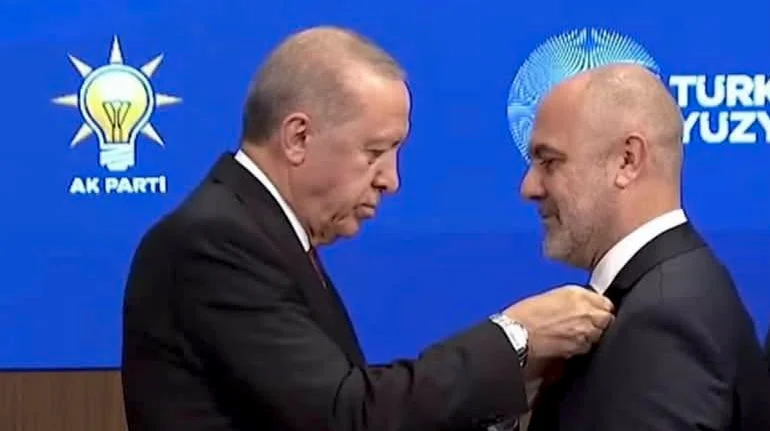 Balıkesir Marmara Adalar Belediye Başkanı Aydın Dinçer, AK Parti'nin 182.