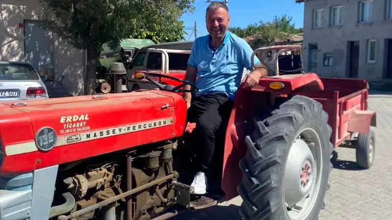 İYİ Parti Balıkesir İl Başkanı Hasan Fehmi Yörük, motorin litre