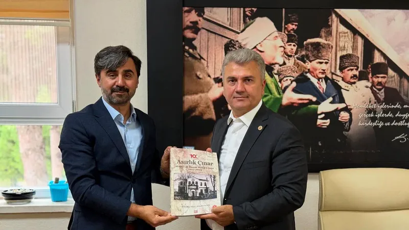 AK Parti Balıkesir Milletvekili Dr. Mustafa Canbey, mezun olduğu Balıkesir