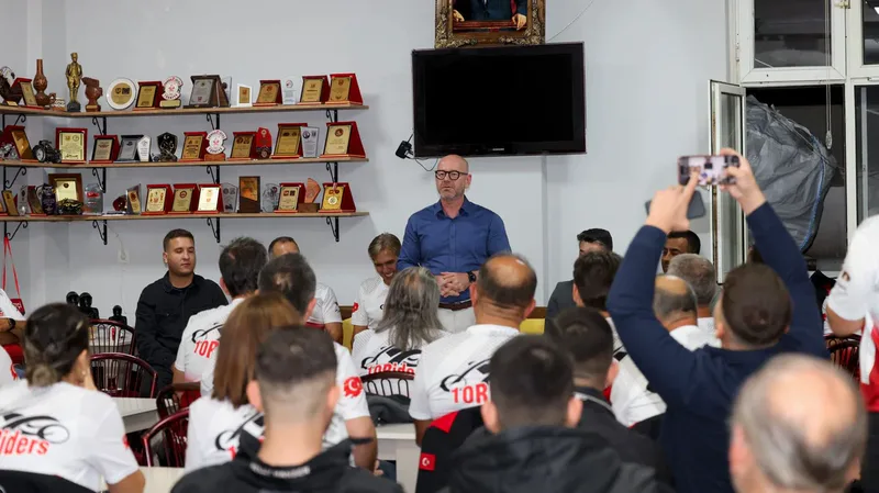 Balıkesir Milletvekili ve CHP Grup Başkanvekili Serkan Sarı, 10Riders Balıkesir