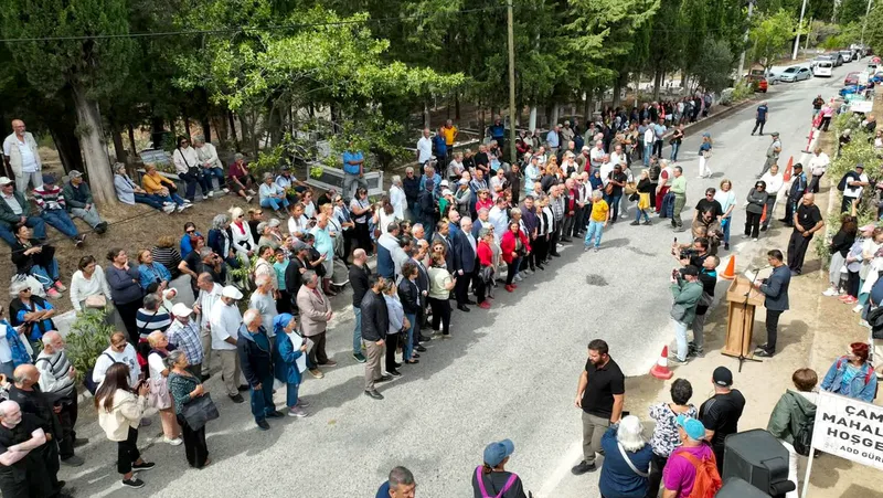 Türk sinemasının unutulmaz ismi Tuncel Kurtiz, vefatının 13. yılında Edremit'in
