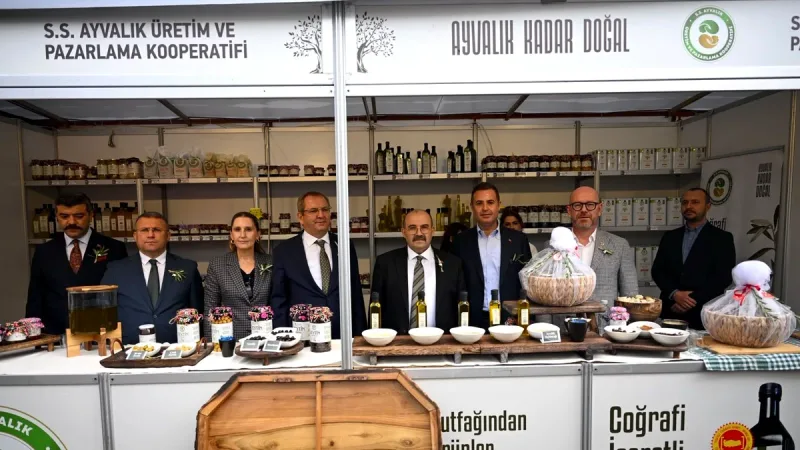 Balıkesir Büyükşehir Belediye Başkanı Ahmet Akın, 21. Ayvalık Zeytin Festivali’nin