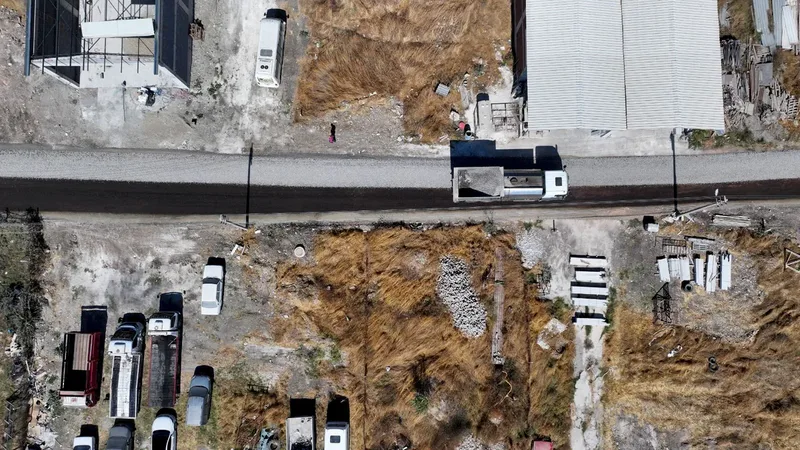 Balıkesir Büyükşehir Belediye Başkanı Ahmet Akın, Savaştepe Sanayi Sitesi esnafına