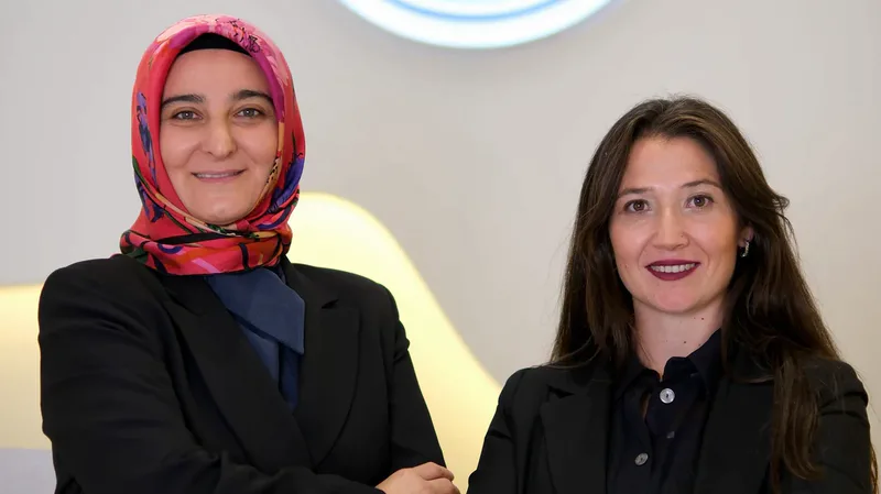 Paşaalanı Mahallesi'nde açılan Özel Bağ Aile Danışma Merkezi, uzman kadrosuyla
