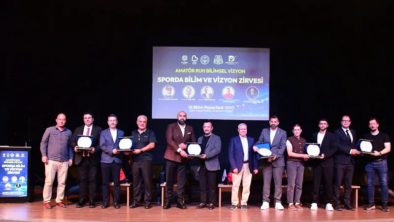 Balıkesir Büyükşehir Belediyesi'nin ev sahipliğinde düzenlenen Sporda Bilim ve Vizyon