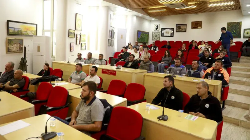 Burhaniye Belediyesi, Uyuşturucu ile Mücadele Projesi kapsamında personeline yönelik kapsamlı