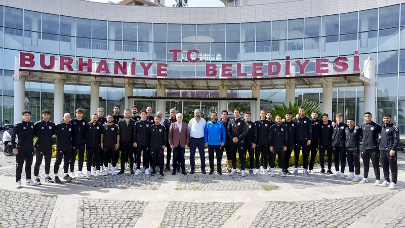 Burhaniye Belediyespor Futbol A Takımı, 2026-2027 sezonu öncesinde Başkan Ali