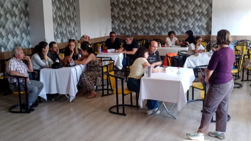 Burhaniye ilçesinde Harezmi Eğitim Modeli kapsamında 39 öğretmenin katılımıyla başlayan