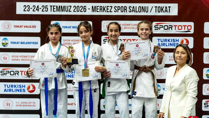Balıkesir Büyükşehir Belediyespor'un başarılı judocusu Ceylin Güner, 24-25 Ekim 2026'da