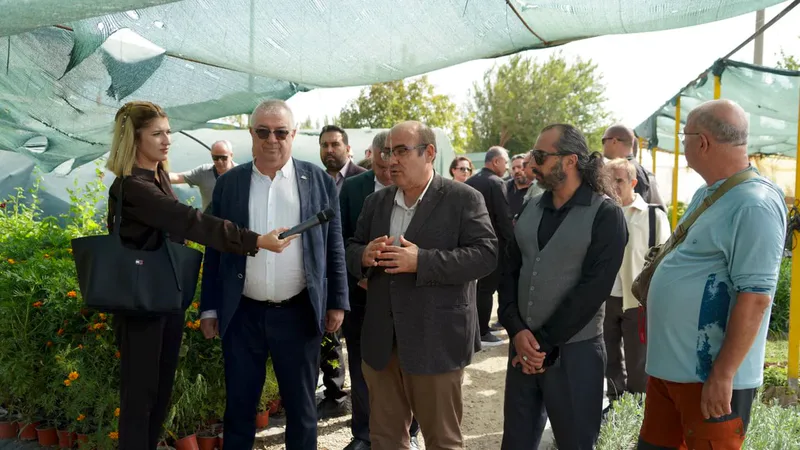 Edremit Belediyesi, Çıkrıkçı Mahallesi'nde kurduğu 7 dekarlık Ata Tohumu Üretim