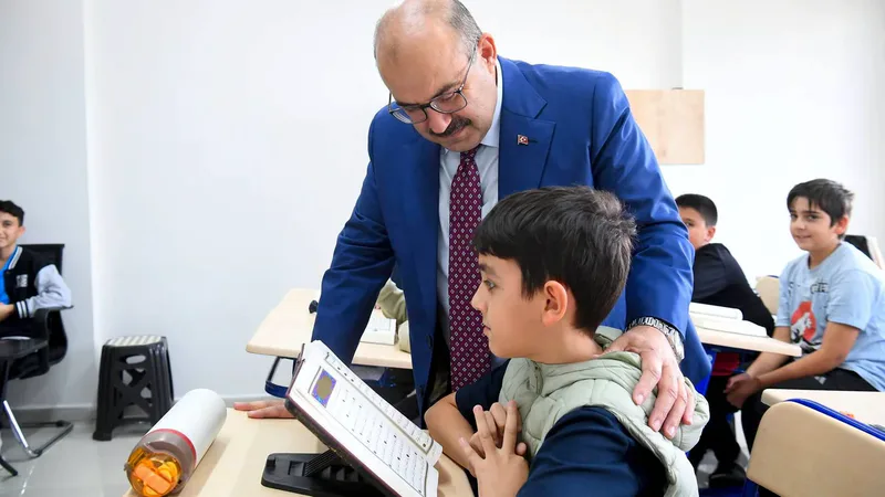 Balıkesir Valisi İsmail Ustaoğlu, 18 aylık inşaat sürecinin ardından 150